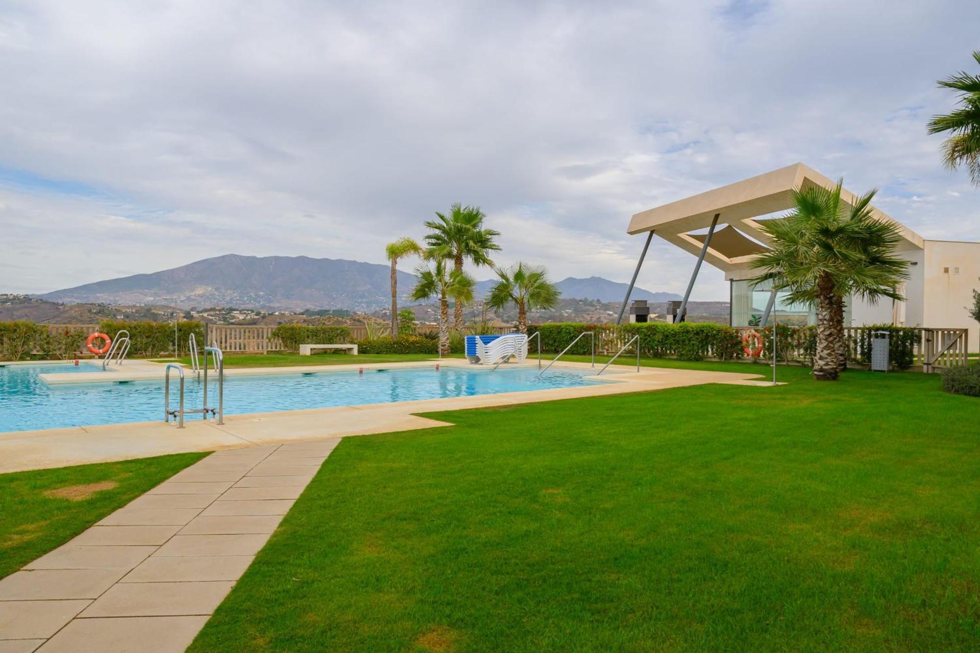 State-of-the-art In La Cala Casa Banderas * Malaga